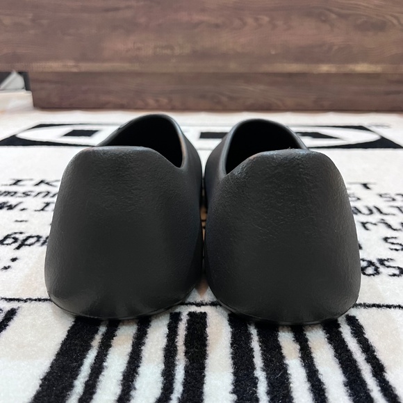Yeezy Rubber Slip On Shoes - Black Size 10us. - Picture 5 of 8